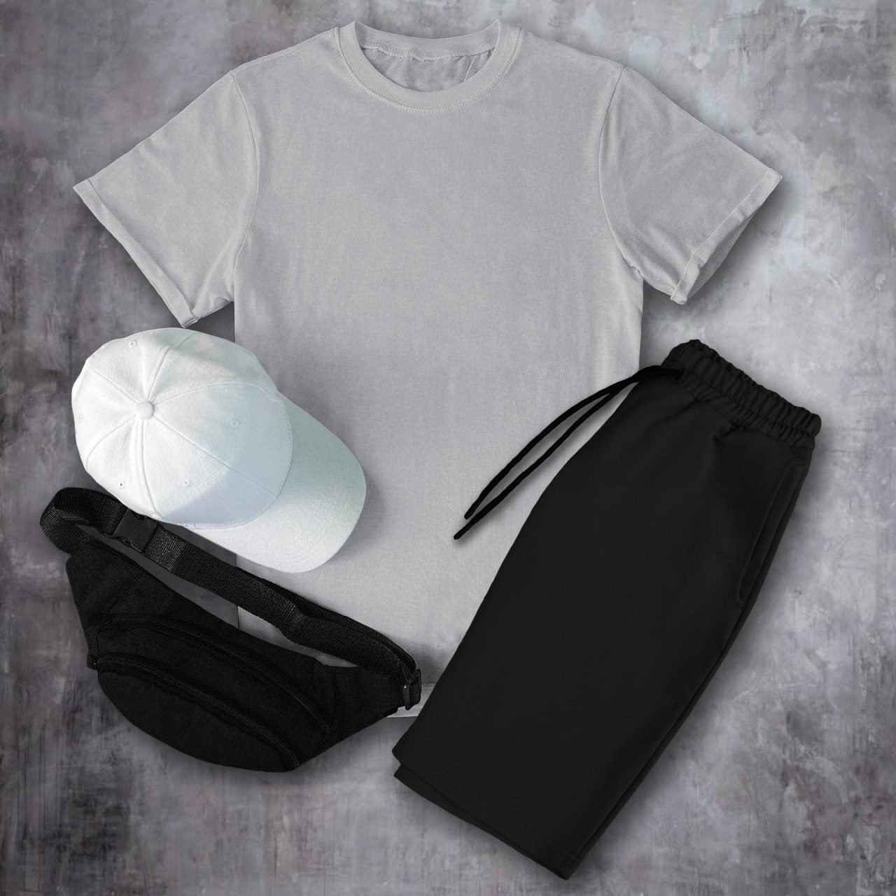 шорти чорні сумка чорна кепка чорна футболка блакитна