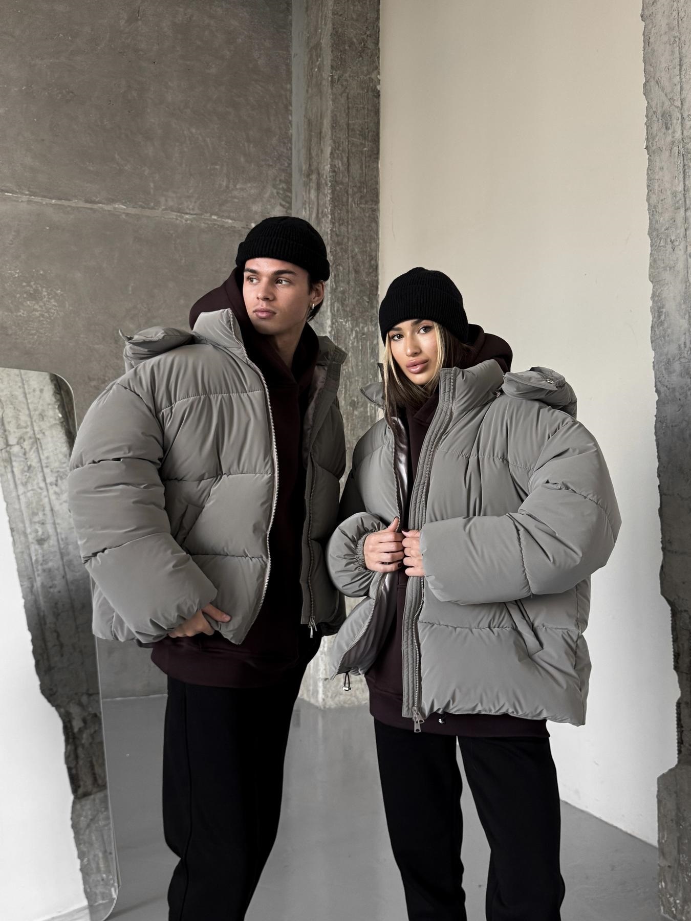 куртка пуховик колір бежево-сіра